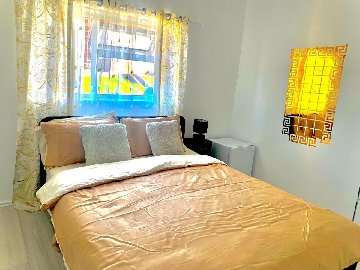 Double Room Bentilee Bucknall  Ngoại thất bức ảnh
